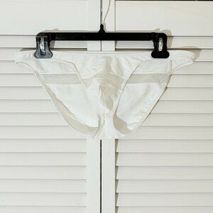 N2N Brief - White with Mesh Panel